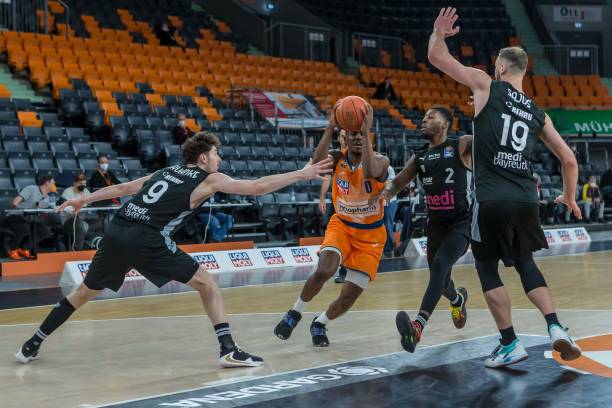 然纸面实力 然纸面实力