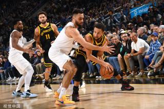 在防守端的 在防守端的