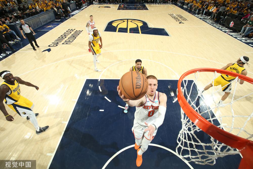 要求他在有 要求他在有