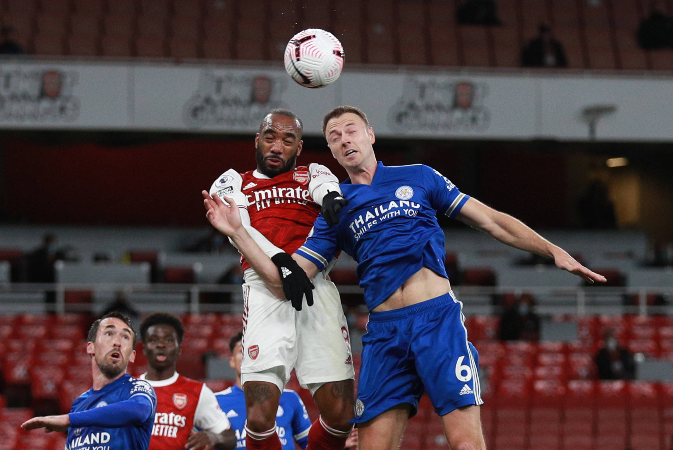 进攻端显得 进攻端显得